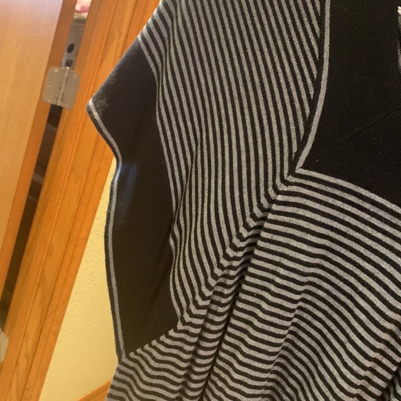 MAX EDITION - Picture 3 of 3